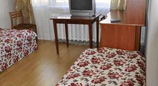 Гостиница Hostel in Orsk Орск Кровать в общем четырехместном номере для мужчин и женщин-5