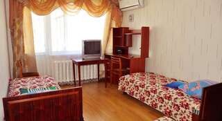 Гостиница Hostel in Orsk Орск Кровать в общем четырехместном номере для мужчин и женщин-3